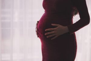 保育士求人でママが活躍できる支援制度とは？